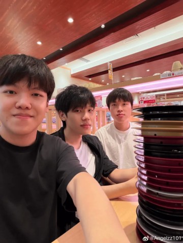 世界杯比赛直播地址-Angel与ON&amp;amp;Bin赛后聚餐：最后三分钟极限点的餐，寿司郎好吃